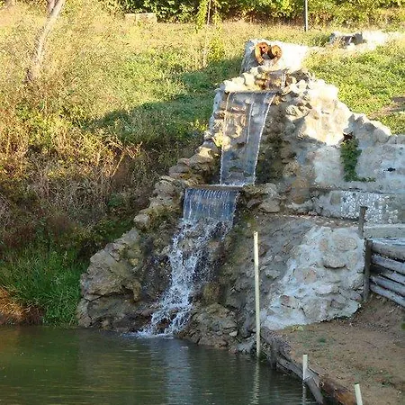 克里苏拉生态酒店 Klisura (Plovdiv)